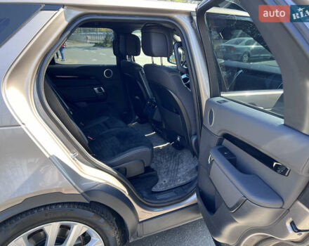 Бежевий Ленд Ровер Діскавері, об'ємом двигуна 3 л та пробігом 155 тис. км за 39900 $, фото 7 на Automoto.ua