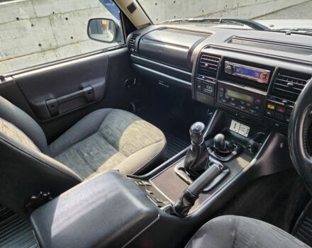 Чорний Ленд Ровер Діскавері, об'ємом двигуна 2.5 л та пробігом 130 тис. км за 6341 $, фото 17 на Automoto.ua