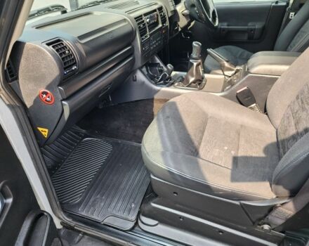 Чорний Ленд Ровер Діскавері, об'ємом двигуна 2.5 л та пробігом 130 тис. км за 6341 $, фото 19 на Automoto.ua