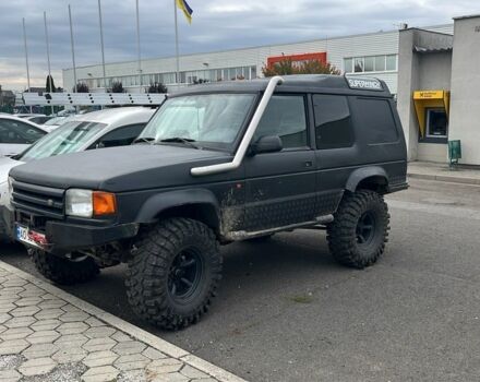 Чорний Ленд Ровер Діскавері, об'ємом двигуна 2.5 л та пробігом 267 тис. км за 12850 $, фото 6 на Automoto.ua