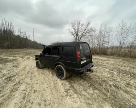 Черный Ленд Ровер Дискавери, объемом двигателя 2.9 л и пробегом 220 тыс. км за 4700 $, фото 2 на Automoto.ua