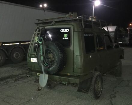 Черный Ленд Ровер Дискавери, объемом двигателя 2.5 л и пробегом 300 тыс. км за 6199 $, фото 4 на Automoto.ua