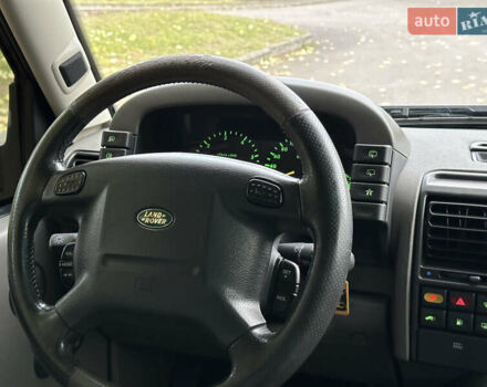 Черный Ленд Ровер Дискавери, объемом двигателя 2.5 л и пробегом 322 тыс. км за 9000 $, фото 9 на Automoto.ua