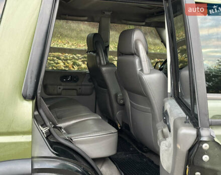 Черный Ленд Ровер Дискавери, объемом двигателя 2.5 л и пробегом 322 тыс. км за 9000 $, фото 12 на Automoto.ua