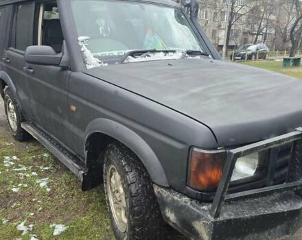 Чорний Ленд Ровер Діскавері, об'ємом двигуна 2.5 л та пробігом 400 тис. км за 3600 $, фото 1 на Automoto.ua
