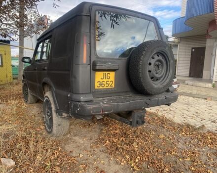 Чорний Ленд Ровер Діскавері, об'ємом двигуна 0 л та пробігом 300 тис. км за 2900 $, фото 4 на Automoto.ua