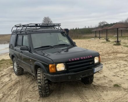 Чорний Ленд Ровер Діскавері, об'ємом двигуна 2.5 л та пробігом 300 тис. км за 3800 $, фото 1 на Automoto.ua