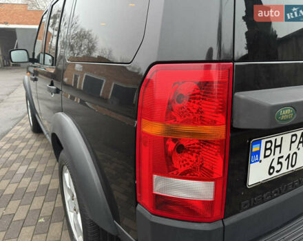 Черный Ленд Ровер Дискавери, объемом двигателя 2.72 л и пробегом 260 тыс. км за 7950 $, фото 14 на Automoto.ua