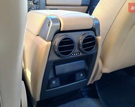 Чорний Ленд Ровер Діскавері, об'ємом двигуна 2.72 л та пробігом 370 тис. км за 13000 $, фото 10 на Automoto.ua