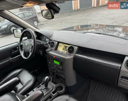 Черный Ленд Ровер Дискавери, объемом двигателя 2.72 л и пробегом 260 тыс. км за 7950 $, фото 26 на Automoto.ua