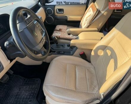 Черный Ленд Ровер Дискавери, объемом двигателя 2.72 л и пробегом 179 тыс. км за 18900 $, фото 8 на Automoto.ua