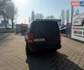 Черный Ленд Ровер Дискавери, объемом двигателя 2.72 л и пробегом 179 тыс. км за 18900 $, фото 3 на Automoto.ua