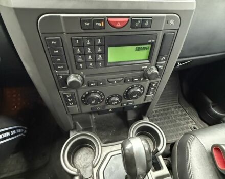 Чорний Ленд Ровер Діскавері, об'ємом двигуна 0 л та пробігом 300 тис. км за 4000 $, фото 4 на Automoto.ua