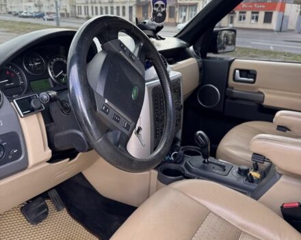 Чорний Ленд Ровер Діскавері, об'ємом двигуна 2.7 л та пробігом 380 тис. км за 9000 $, фото 8 на Automoto.ua