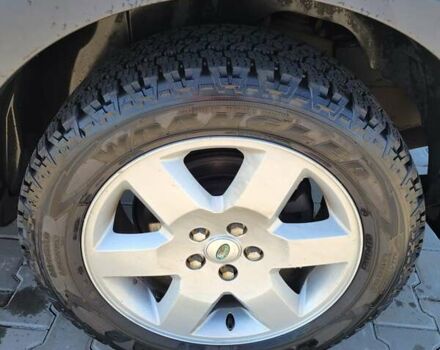 Черный Ленд Ровер Дискавери, объемом двигателя 2.7 л и пробегом 230 тыс. км за 10000 $, фото 5 на Automoto.ua