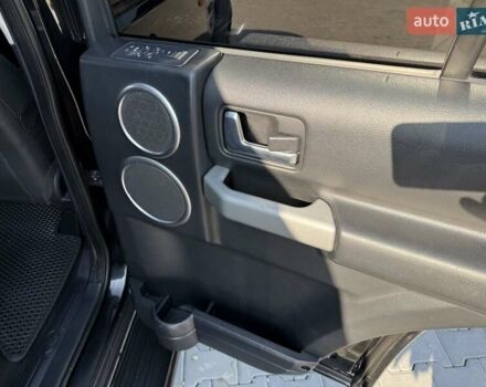 Ленд Ровер Дискавери 2007 в Черновцах на Automoto.ua Черный Ленд Ровер Дискавери, объемом двигателя 2.7 л и пробегом 311 тыс. км за 13800 $, фото 14 на Automoto.ua