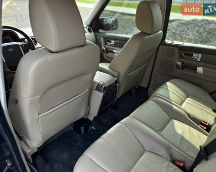 Чорний Ленд Ровер Діскавері, об'ємом двигуна 3 л та пробігом 264 тис. км за 16500 $, фото 64 на Automoto.ua