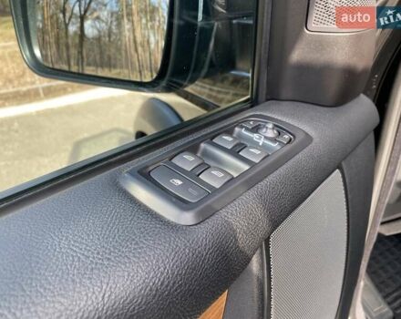 Ленд Ровер Дискавери 2012 в Киеве на Automoto.ua Черный Ленд Ровер Дискавери, объемом двигателя 3 л и пробегом 293 тыс. км за 19999 $, фото 8 на Automoto.ua