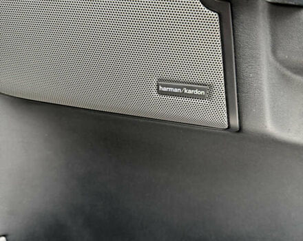 Чорний Ленд Ровер Діскавері, об'ємом двигуна 2.99 л та пробігом 304 тис. км за 23000 $, фото 11 на Automoto.ua