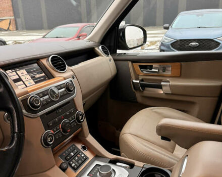 Чорний Ленд Ровер Діскавері, об'ємом двигуна 2.99 л та пробігом 118 тис. км за 17200 $, фото 27 на Automoto.ua