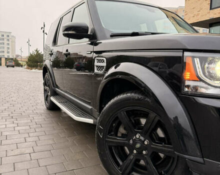 Чорний Ленд Ровер Діскавері, об'ємом двигуна 2.99 л та пробігом 118 тис. км за 17200 $, фото 2 на Automoto.ua