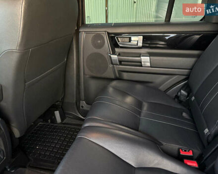 Черный Ленд Ровер Дискавери, объемом двигателя 2.99 л и пробегом 175 тыс. км за 28000 $, фото 7 на Automoto.ua