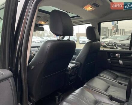 Чорний Ленд Ровер Діскавері, об'ємом двигуна 3 л та пробігом 195 тис. км за 17800 $, фото 24 на Automoto.ua