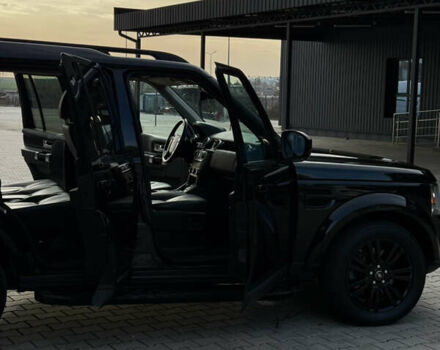 Чорний Ленд Ровер Діскавері, об'ємом двигуна 3 л та пробігом 129 тис. км за 23800 $, фото 23 на Automoto.ua