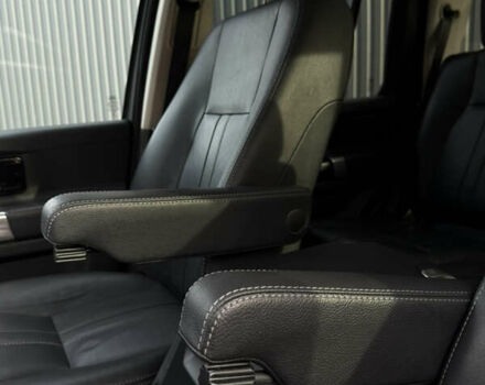 Чорний Ленд Ровер Діскавері, об'ємом двигуна 3 л та пробігом 129 тис. км за 23800 $, фото 43 на Automoto.ua