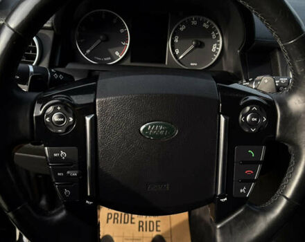 Чорний Ленд Ровер Діскавері, об'ємом двигуна 3 л та пробігом 129 тис. км за 23800 $, фото 61 на Automoto.ua