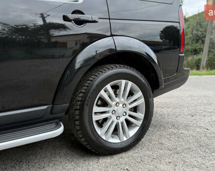 Чорний Ленд Ровер Діскавері, об'ємом двигуна 2.99 л та пробігом 241 тис. км за 26000 $, фото 12 на Automoto.ua