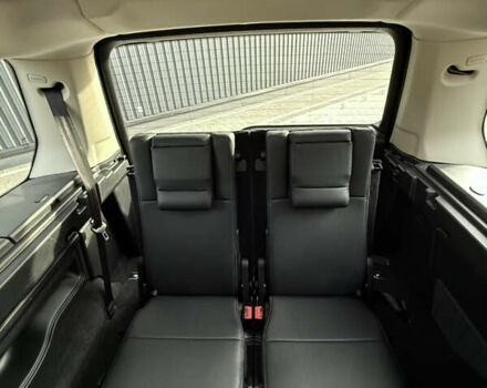 Чорний Ленд Ровер Діскавері, об'ємом двигуна 3 л та пробігом 129 тис. км за 23800 $, фото 47 на Automoto.ua