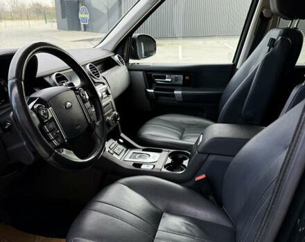 Чорний Ленд Ровер Діскавері, об'ємом двигуна 3 л та пробігом 129 тис. км за 23800 $, фото 34 на Automoto.ua