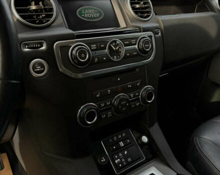Чорний Ленд Ровер Діскавері, об'ємом двигуна 3 л та пробігом 129 тис. км за 23800 $, фото 54 на Automoto.ua