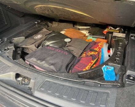 Черный Ленд Ровер Дискавери, объемом двигателя 2.2 л и пробегом 225 тыс. км за 18000 $, фото 15 на Automoto.ua