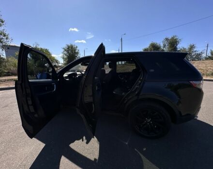 Черный Ленд Ровер Дискавери, объемом двигателя 2 л и пробегом 157 тыс. км за 25000 $, фото 8 на Automoto.ua