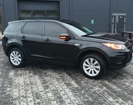 Чорний Ленд Ровер Діскавері, об'ємом двигуна 2 л та пробігом 185 тис. км за 2366 $, фото 2 на Automoto.ua