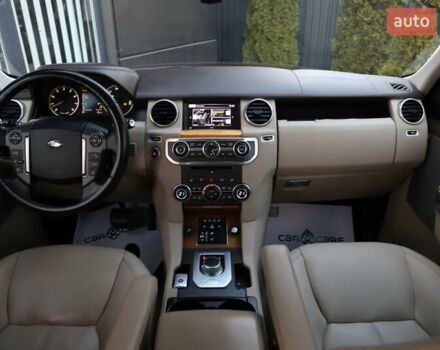 Чорний Ленд Ровер Діскавері, об'ємом двигуна 3 л та пробігом 208 тис. км за 14999 $, фото 98 на Automoto.ua