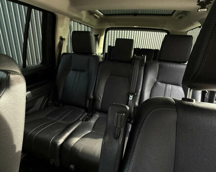 Чорний Ленд Ровер Діскавері, об'ємом двигуна 3 л та пробігом 129 тис. км за 21300 $, фото 50 на Automoto.ua