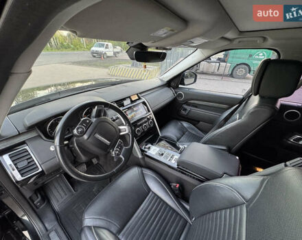 Черный Ленд Ровер Дискавери, объемом двигателя 2 л и пробегом 130 тыс. км за 27000 $, фото 25 на Automoto.ua