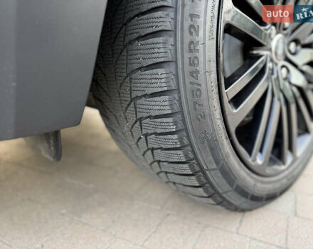 Черный Ленд Ровер Дискавери, объемом двигателя 2 л и пробегом 130 тыс. км за 27000 $, фото 24 на Automoto.ua