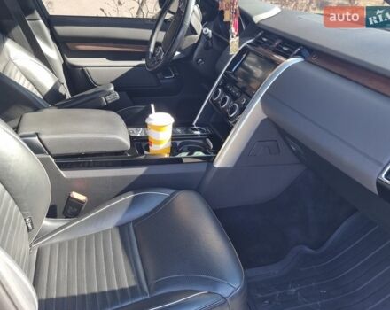 Чорний Ленд Ровер Діскавері, об'ємом двигуна 2.99 л та пробігом 175 тис. км за 31000 $, фото 6 на Automoto.ua