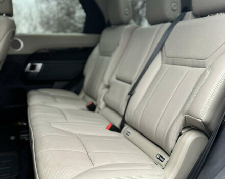 Чорний Ленд Ровер Діскавері, об'ємом двигуна 3 л та пробігом 114 тис. км за 28000 $, фото 8 на Automoto.ua