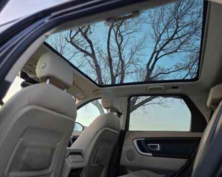 Черный Ленд Ровер Дискавери, объемом двигателя 2 л и пробегом 43 тыс. км за 10000 $, фото 9 на Automoto.ua