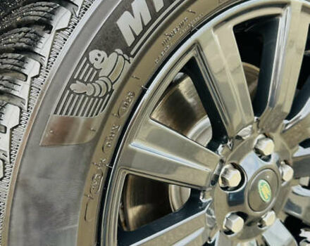 Черный Ленд Ровер Дискавери, объемом двигателя 2 л и пробегом 119 тыс. км за 29200 $, фото 4 на Automoto.ua