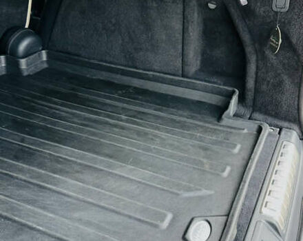 Черный Ленд Ровер Дискавери, объемом двигателя 2 л и пробегом 119 тыс. км за 29200 $, фото 24 на Automoto.ua