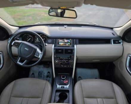 Черный Ленд Ровер Дискавери, объемом двигателя 2 л и пробегом 43 тыс. км за 10000 $, фото 6 на Automoto.ua