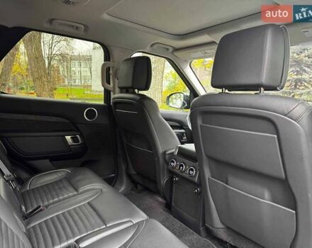 Черный Ленд Ровер Дискавери, объемом двигателя 3 л и пробегом 161 тыс. км за 31290 $, фото 36 на Automoto.ua