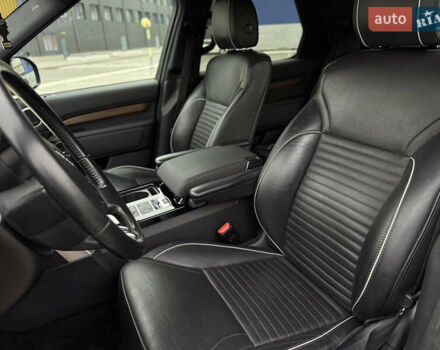 Черный Ленд Ровер Дискавери, объемом двигателя 3 л и пробегом 128 тыс. км за 31400 $, фото 17 на Automoto.ua