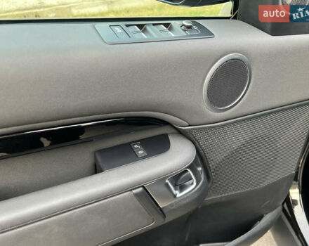 Черный Ленд Ровер Дискавери, объемом двигателя 3 л и пробегом 143 тыс. км за 25500 $, фото 13 на Automoto.ua